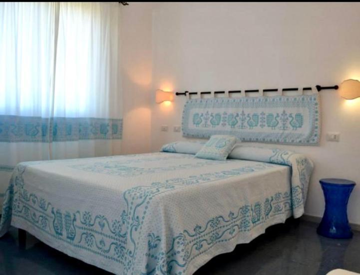 Villa Pischinas Magomadas Extérieur photo