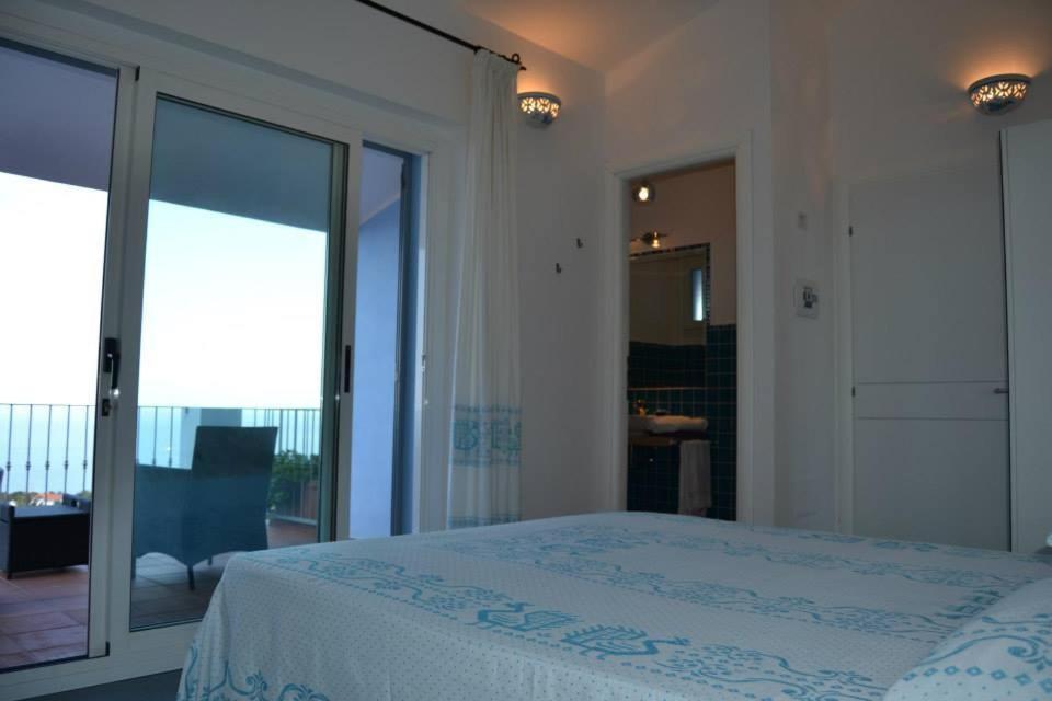 Villa Pischinas Magomadas Extérieur photo